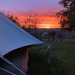 Tente Glamping Bluebird à La Ferme De La Chevêche Campismo de Luxo
